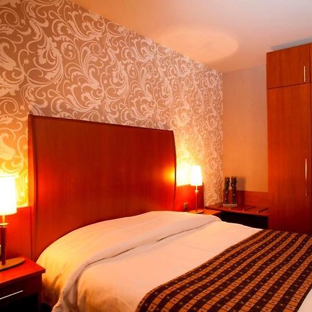 Hotel De Notelaer Борнем Екстериор снимка