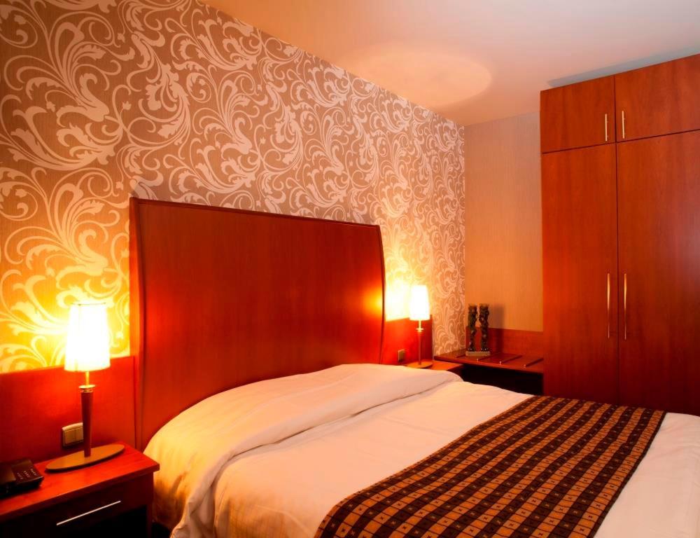 Hotel De Notelaer Борнем Екстериор снимка
