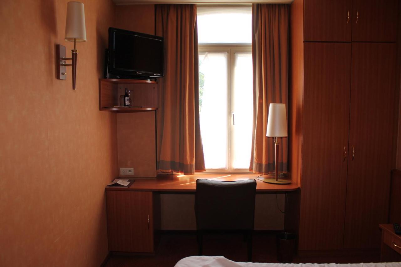 Hotel De Notelaer Борнем Екстериор снимка